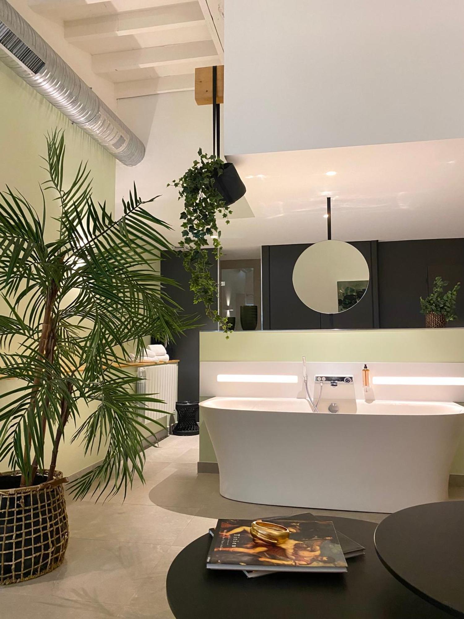 Mihotel Comte ليون المظهر الخارجي الصورة